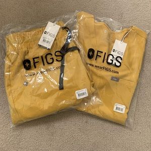 NWT FIGS gold set. Small top, Medium Bottom
